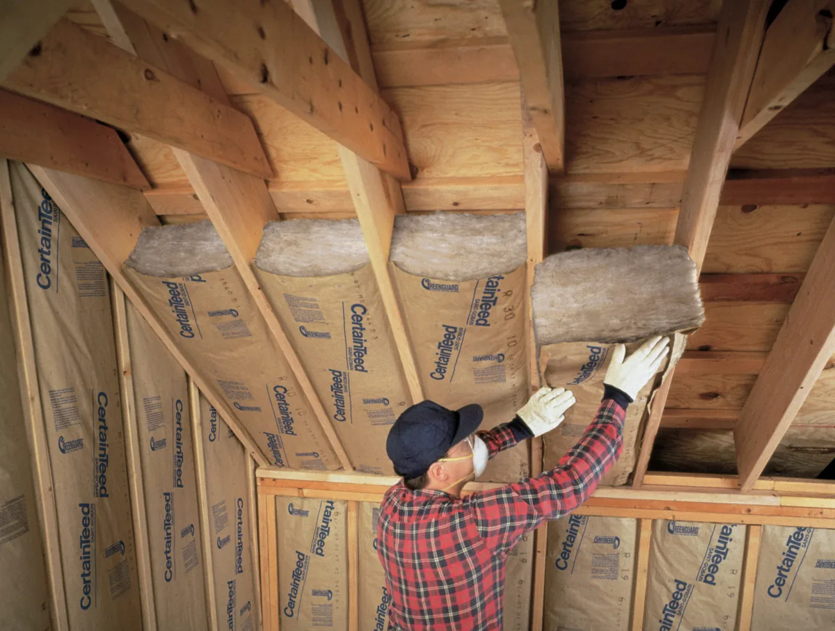 Building Code Enforcement and House Insulation